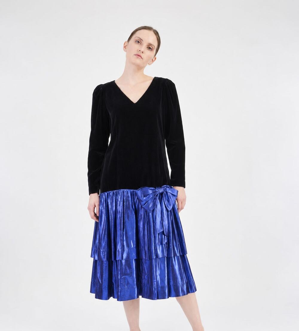 Vintage 80s Black Velvet Metallic Blue Lame Ruffle Hem Dropped Waist Dress Bow S